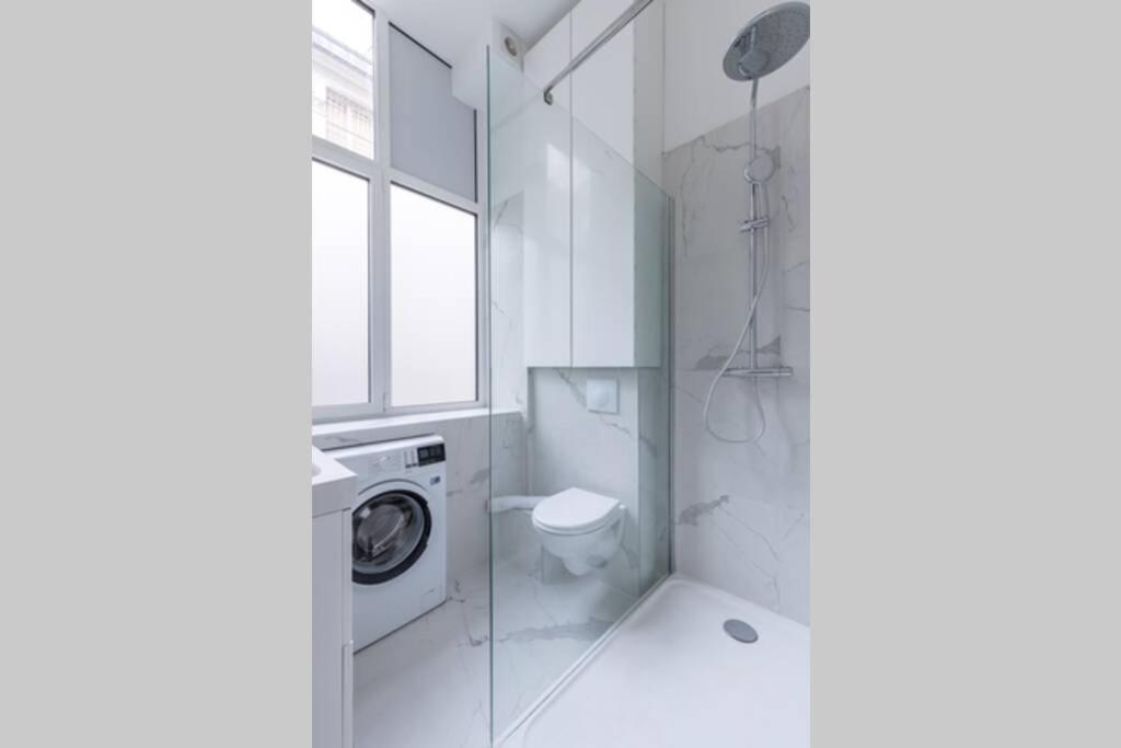 Hsh Sentier-reaumur Iii Beautiful 6p-2br Apartment