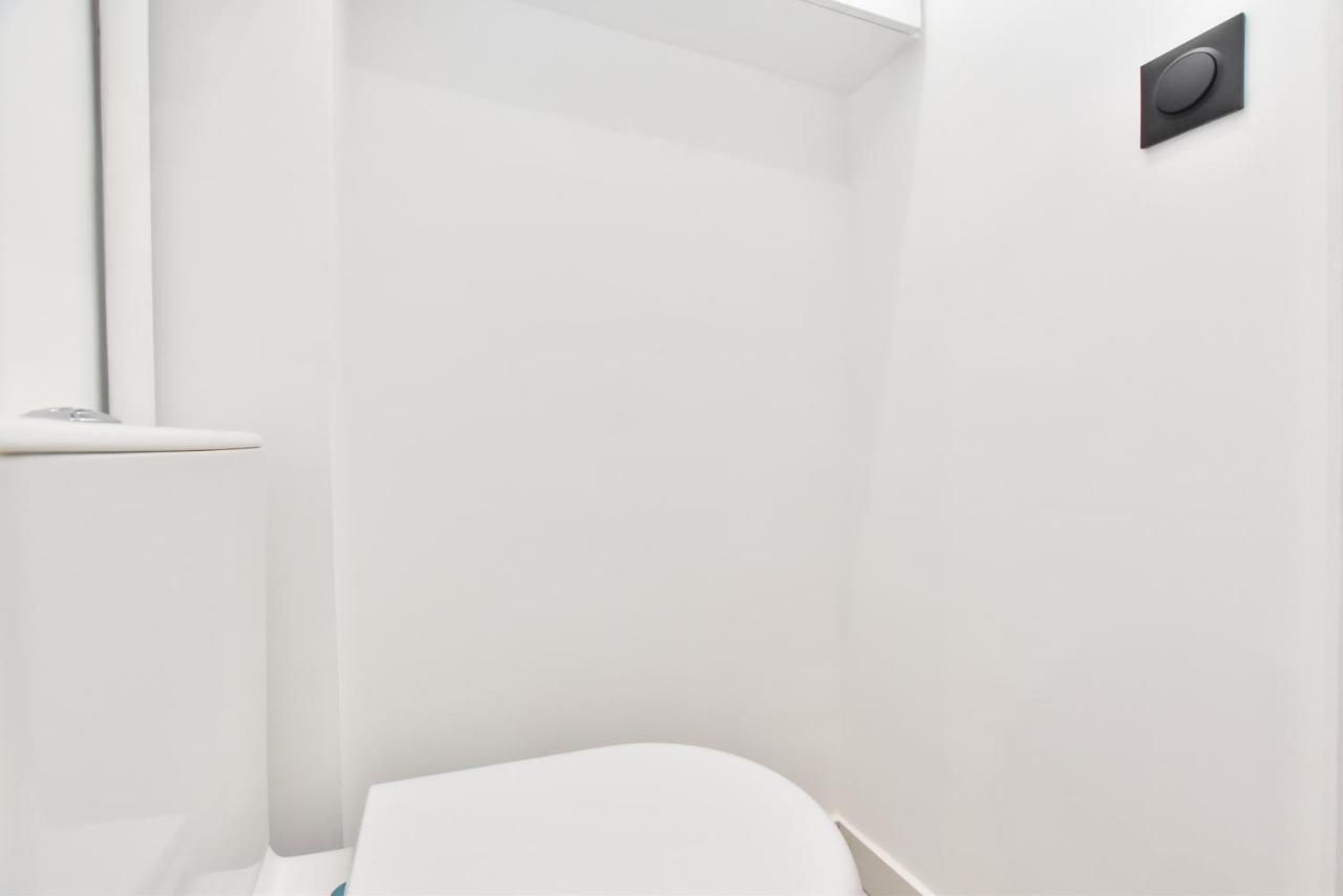 Cmg- Magnifique En Duplex - 3p - Commerce *
