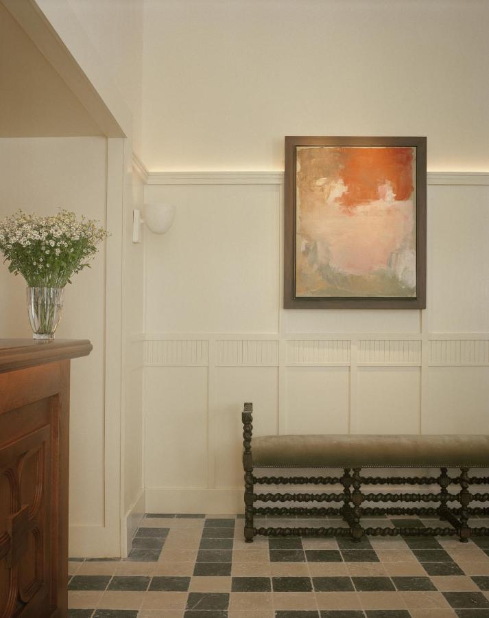 Chateau Voltaire Paris