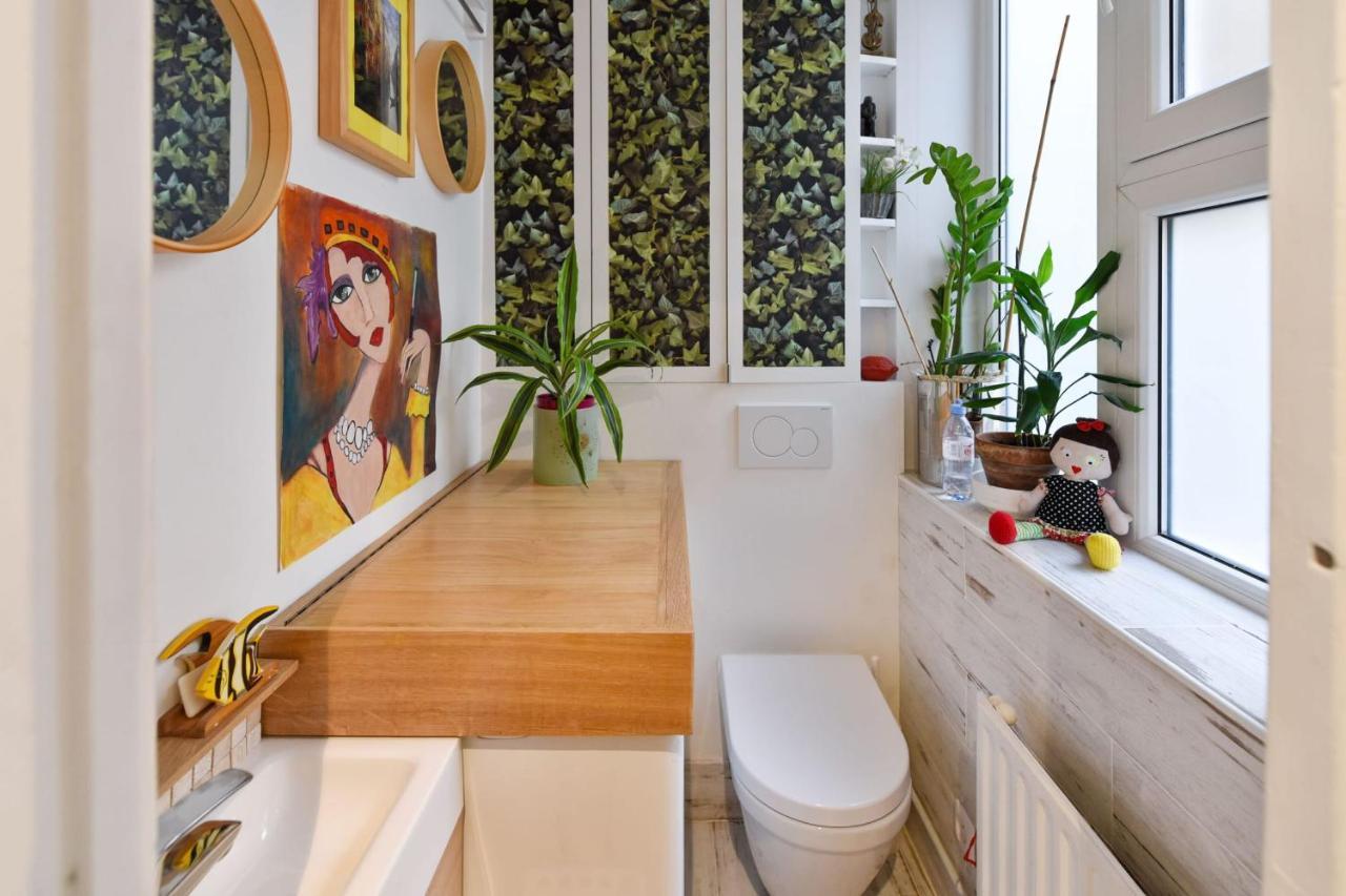 Beautiful Flat Close To Montmartre In - Welkeys Apartment