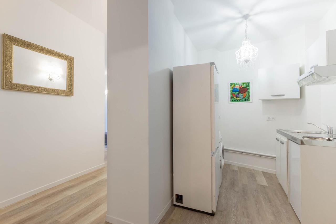 Appartement Marais Proche Du Theatre Renard