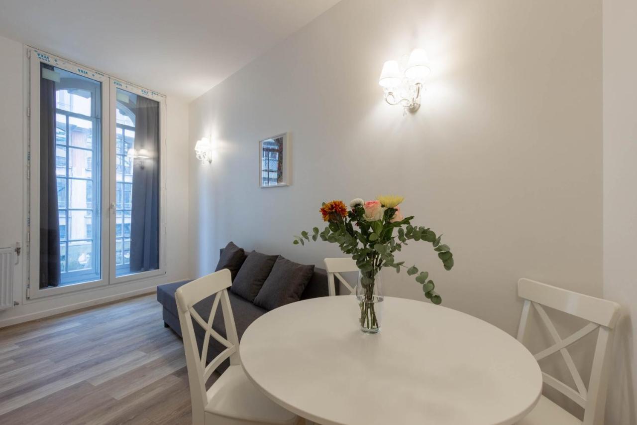 Apartment Marais Proche Du Theatre Renard Paris