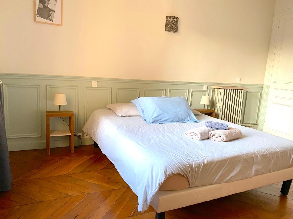 Marvellous Sunbathed 3br At The Heart Of Apartment