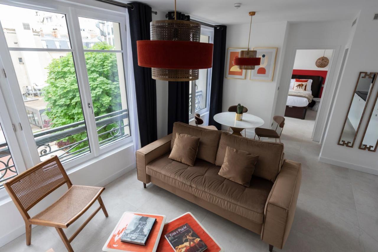 O'lord, 4 Etoiles, De Luxe Champs-elysees *