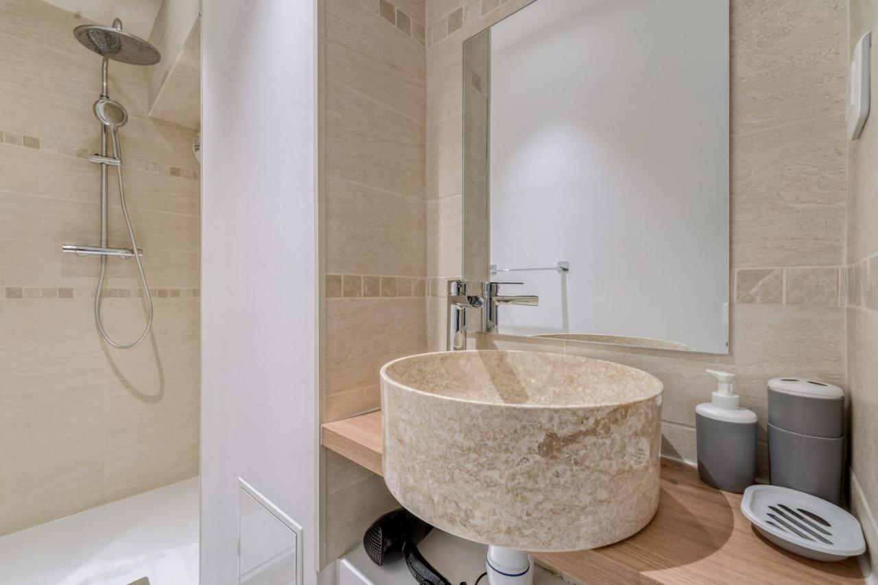 Appartement Beautiful Apartement With 2 Bedrooms In Centre *