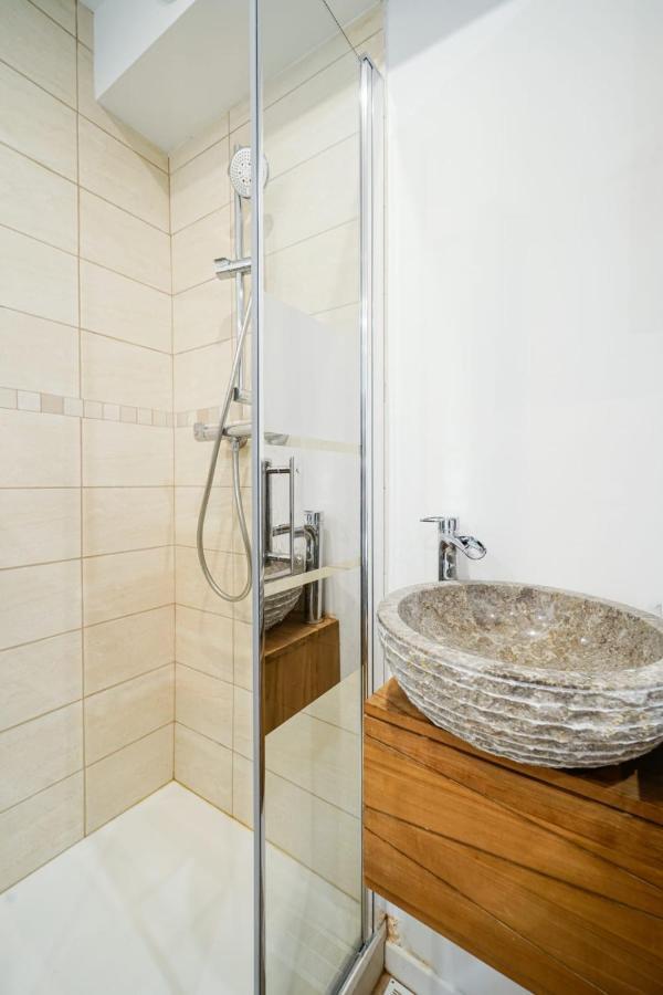 Appartement Well Located Flat For 2 People Near Montmartre&opéra *