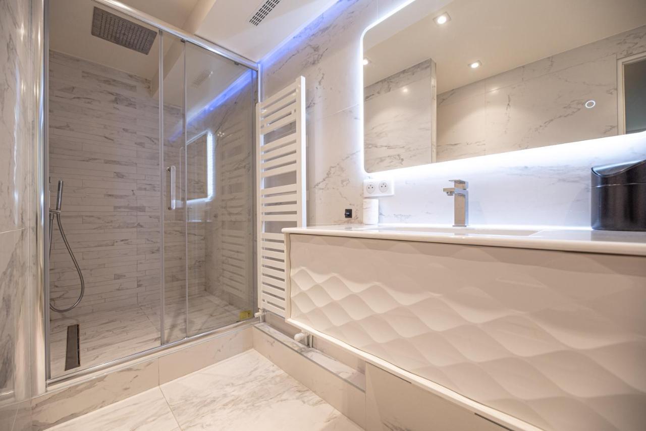 Mbm - La Tour Appartement