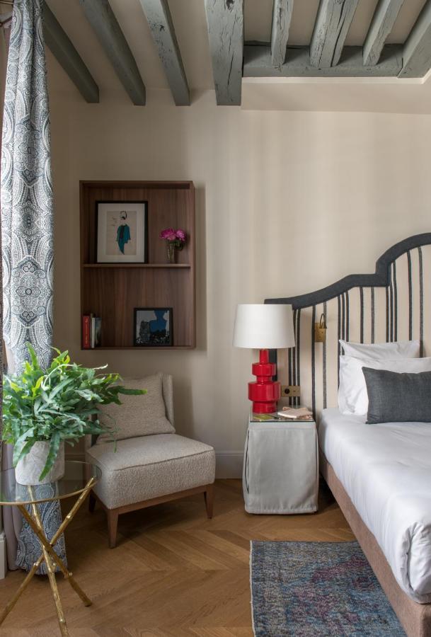 Fougère Hotel Paris