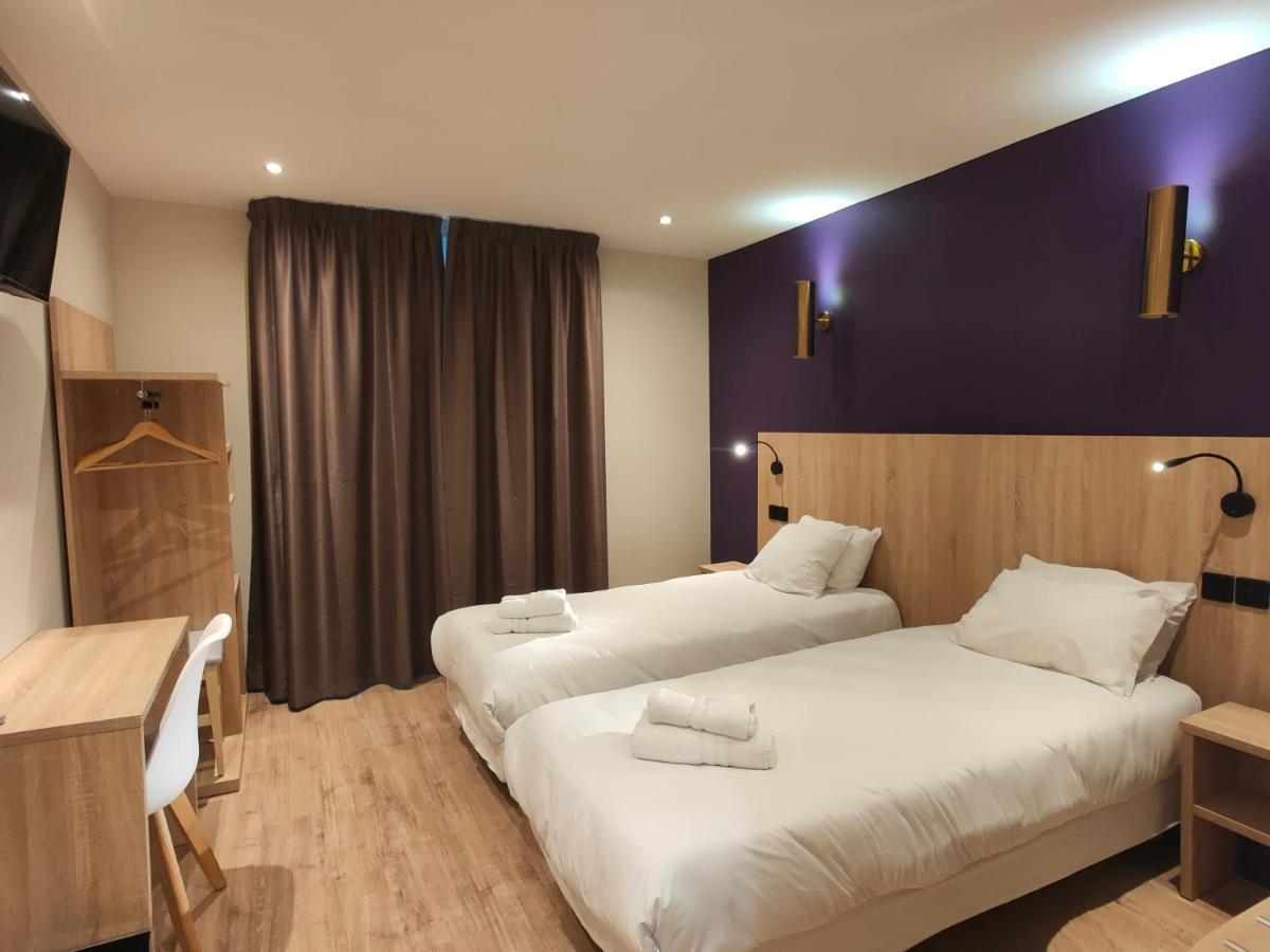 Modern Est Hotel