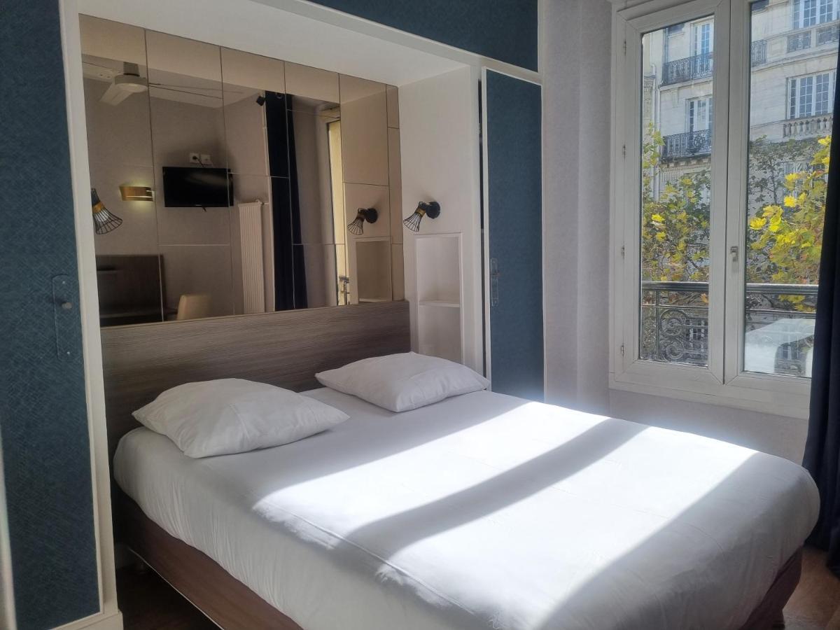 Eiffel Kensington Hotel 2*
