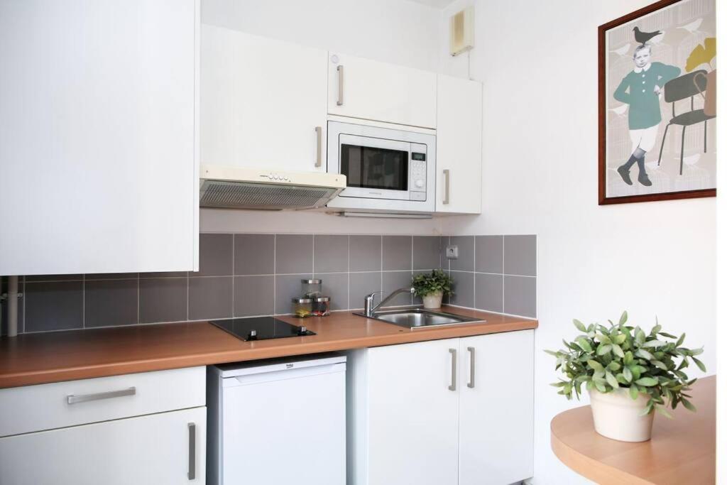 404 - Petit Bijou Dans Immeuble Hotelier 5 - Flat-guest Ferienhaus *