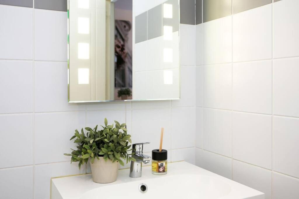 404 - Petit Bijou Dans Immeuble Hotelier 5 - Flat-guest Ferienhaus *