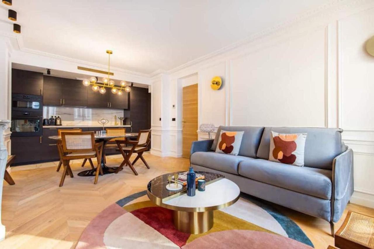 Newly Rebuilt By Architect - Center Of Paris