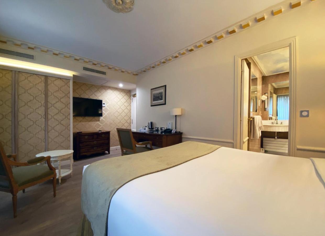 Gavarni Hotel