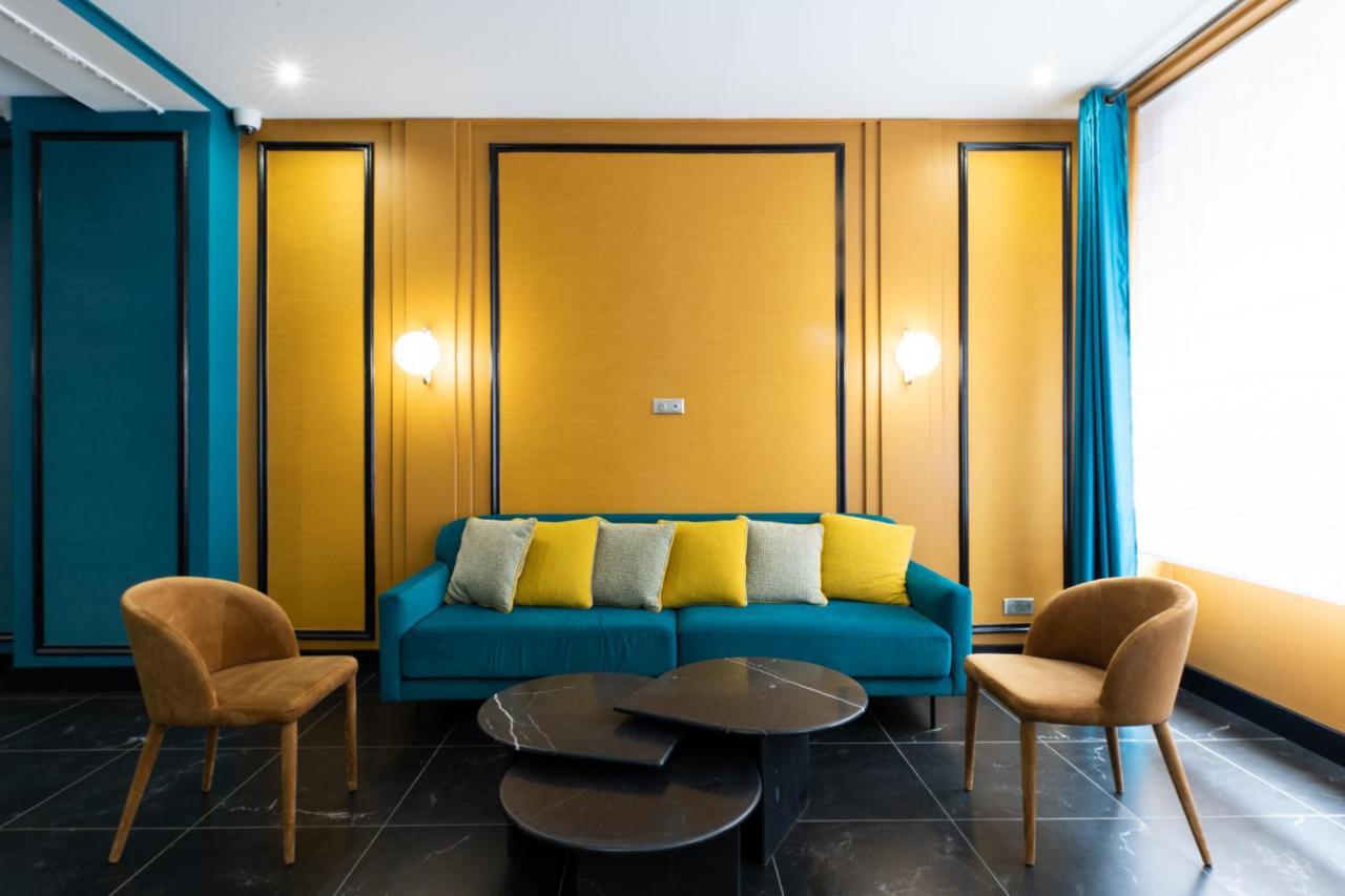 Gerando Hotel Paris