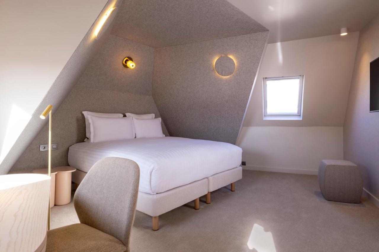Beige 4*