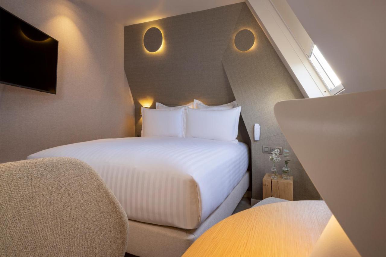 Beige Hotel
