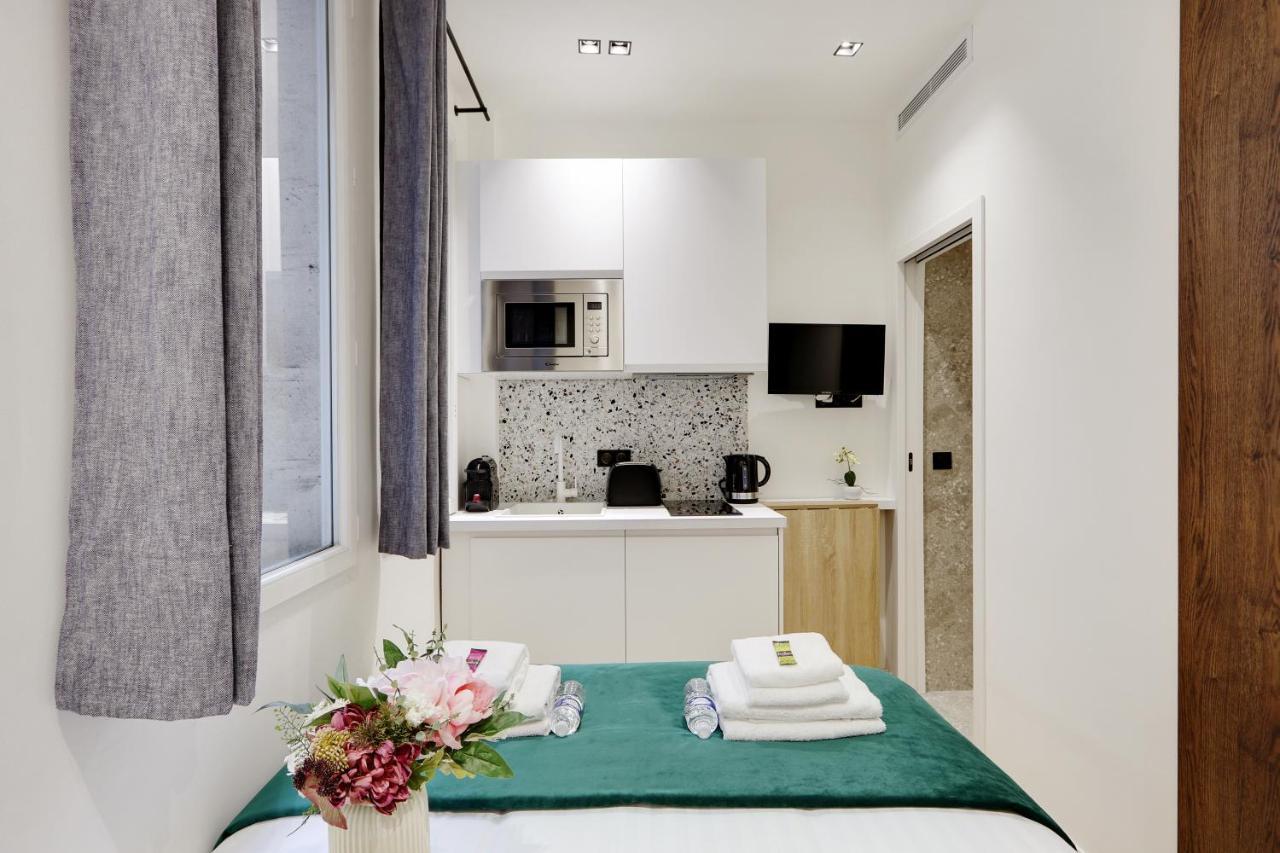 Apartment Cmg - Montorgeuil / Centre De *