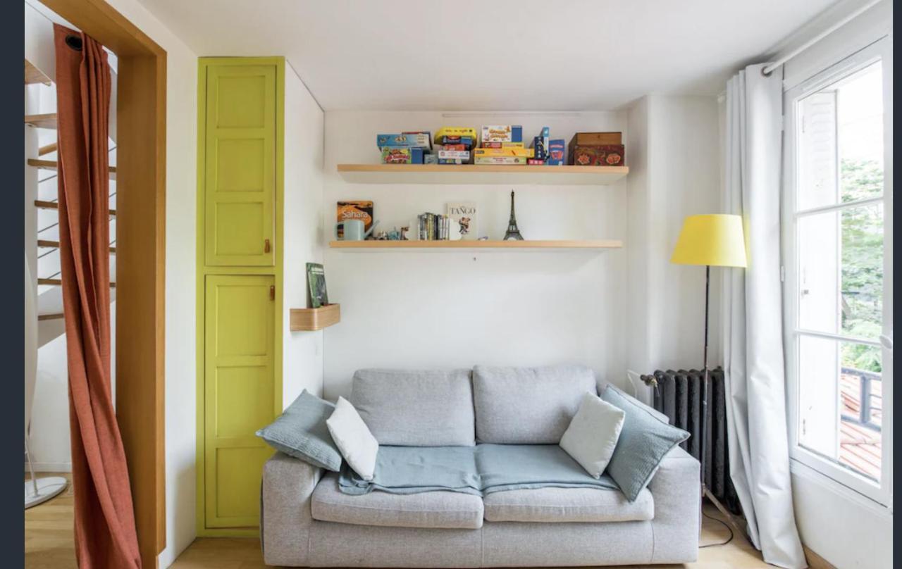 Petit Lumineux Et Atypique à 14. Appartement *