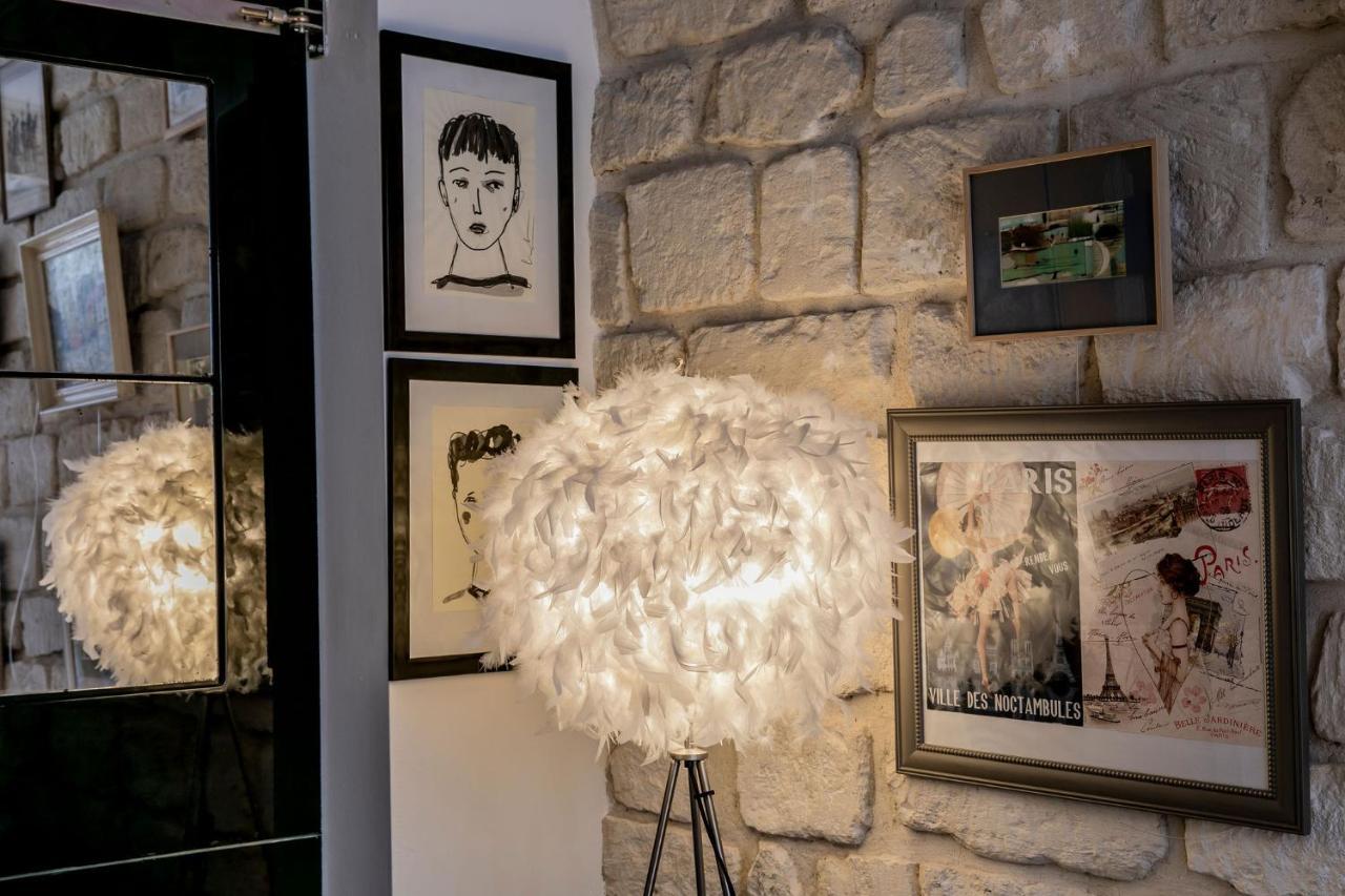 Apartment Montmartre - Androuet *