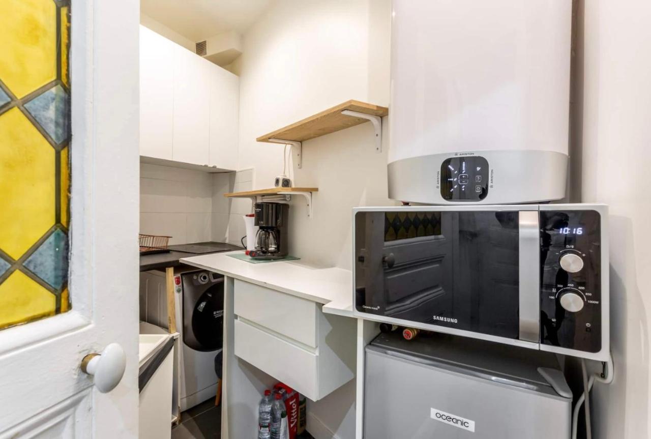 Appartement Abbesses - Superbe Avec Cheminées