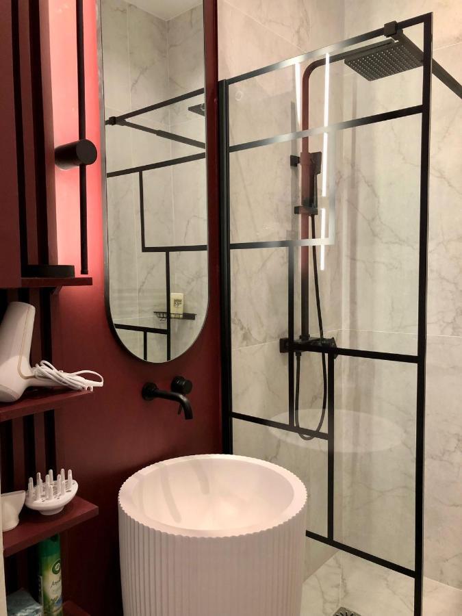 Apartment New Eiffel Tour ! Splendid In The Heart Of Paris