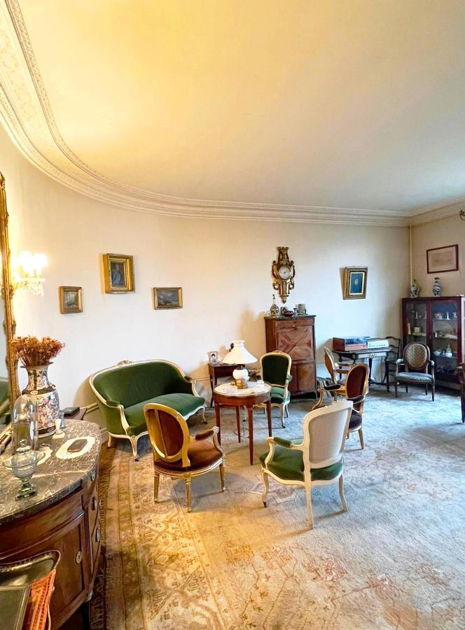 Beautiful Flat In The Center Of 6 Th District Apartment Paris