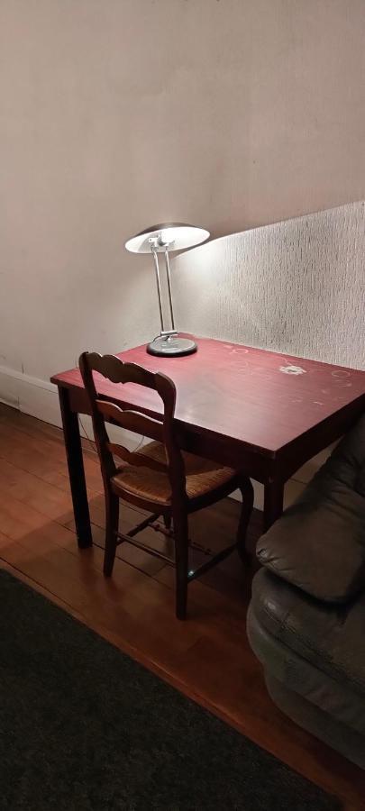 Private Iii For 1 Person Maximum In Our Family In 10, Near La Gare Du Nord Homestay *