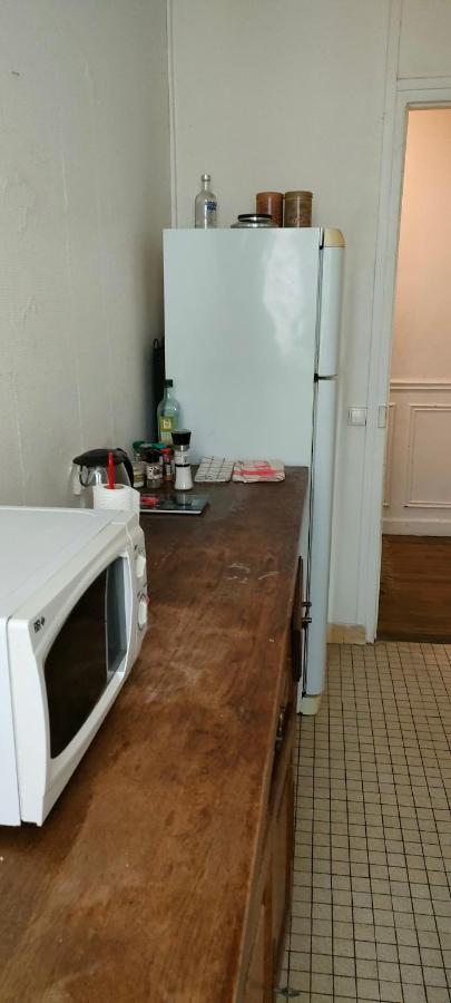Private Iii For 1 Person Maximum In Our Family In 10, Near La Gare Du Nord Homestay