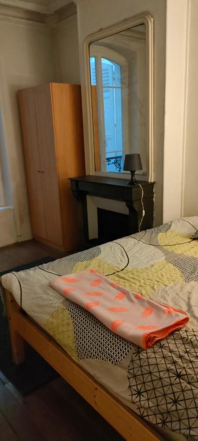 Homestay Private Iii For 1 Person Maximum In Our Family In 10, Near La Gare Du Nord *
