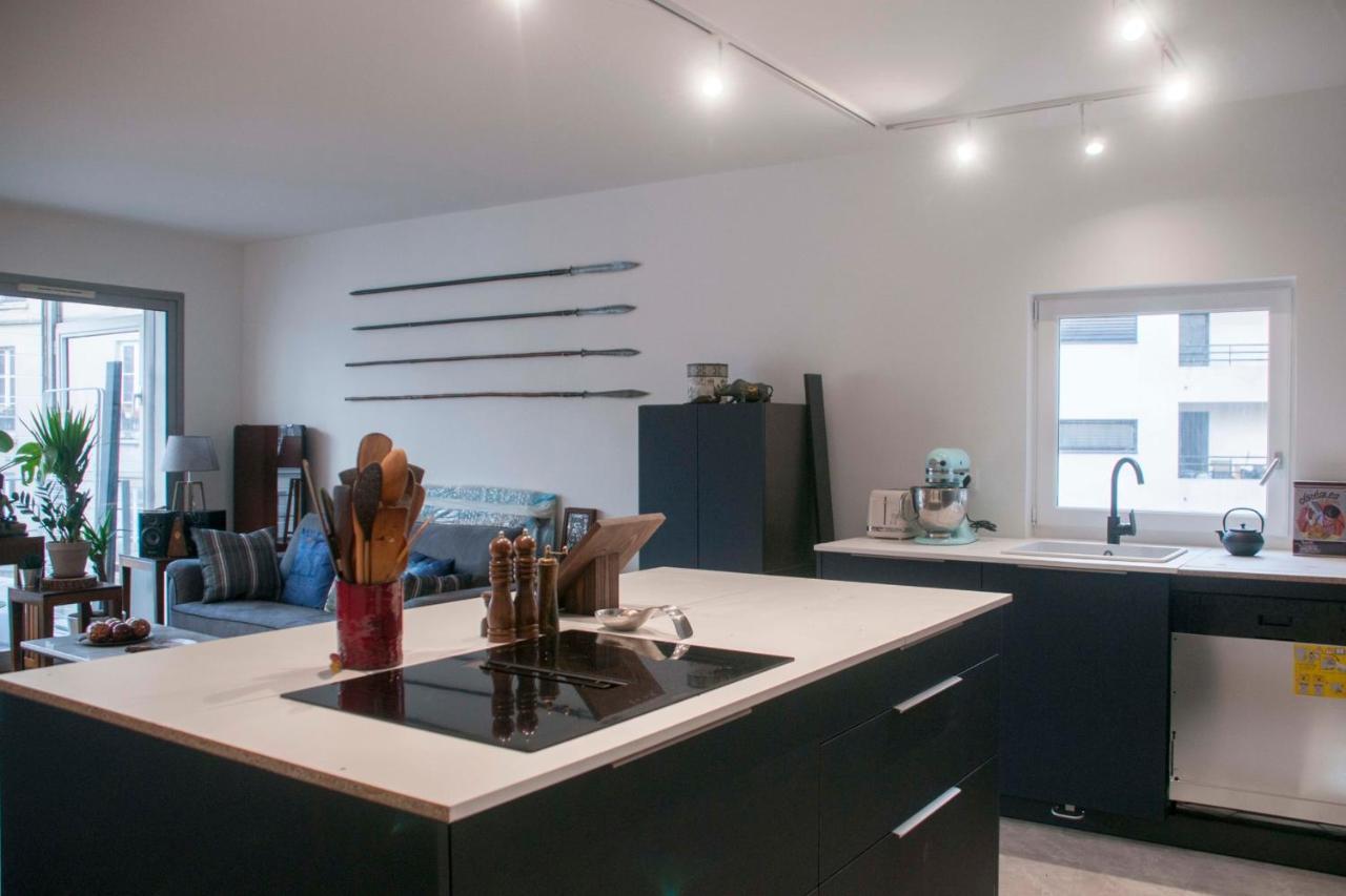 Apartment With Balcony Near Centquatre