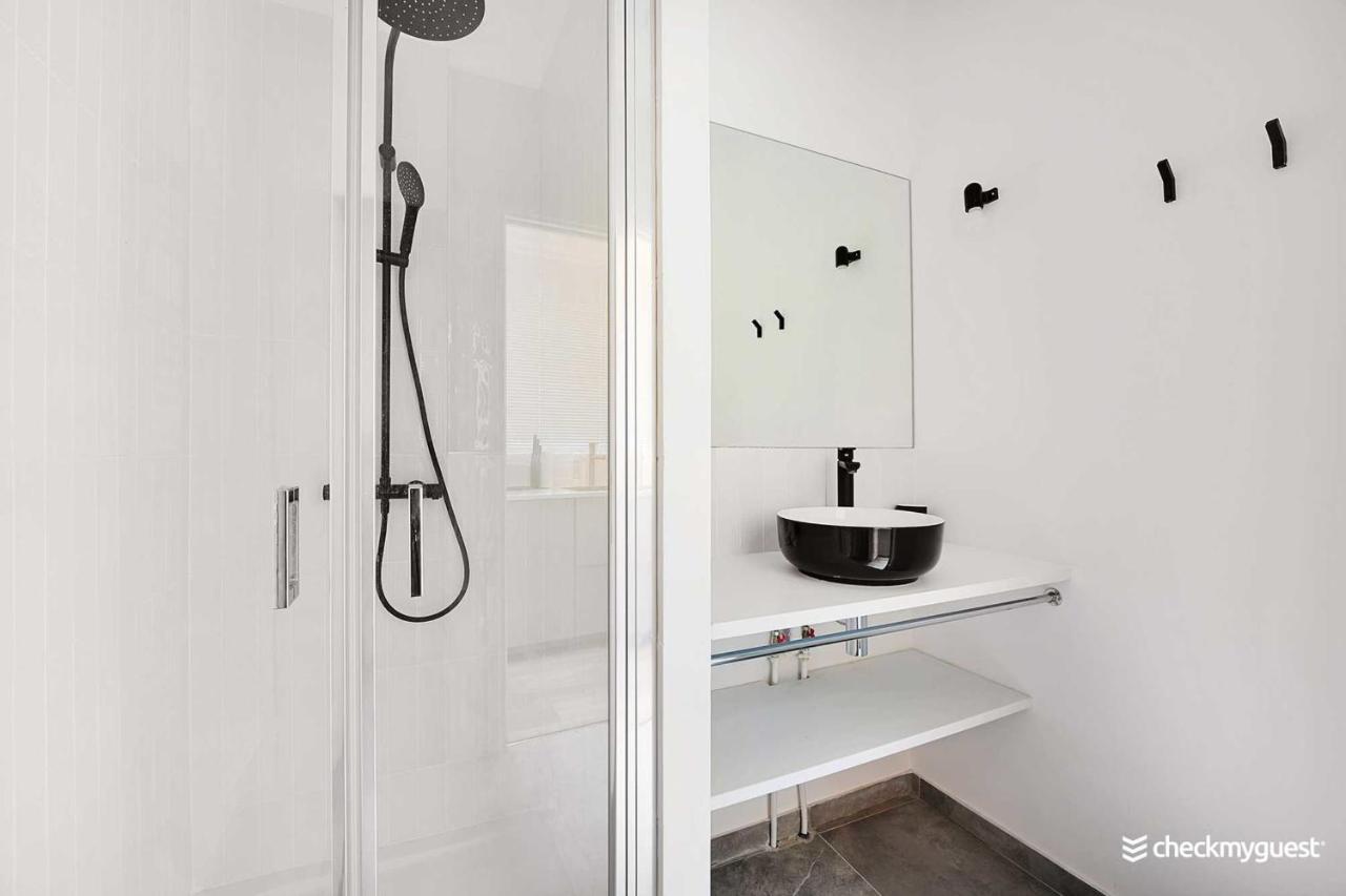 Modern - 2br-6p- Oberkampf-republique * Paris
