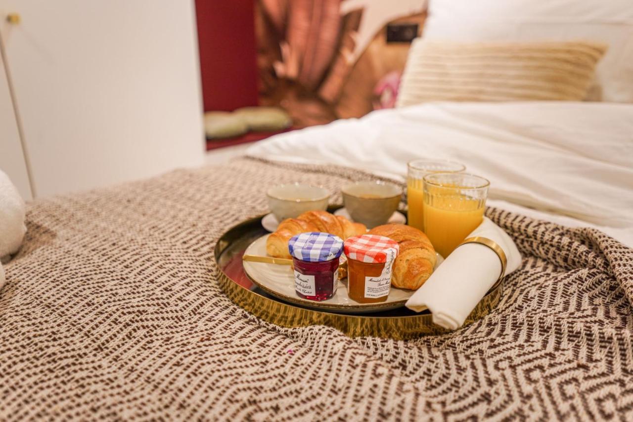 Apartment New Eiffel Tour ! Splendid In The Heart Of Paris