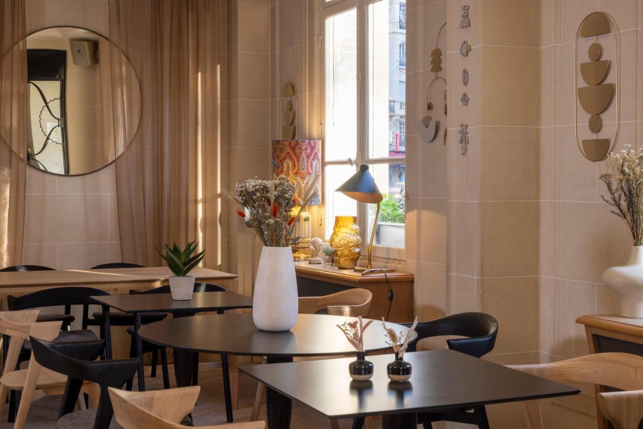 Hotel De Banville 4*