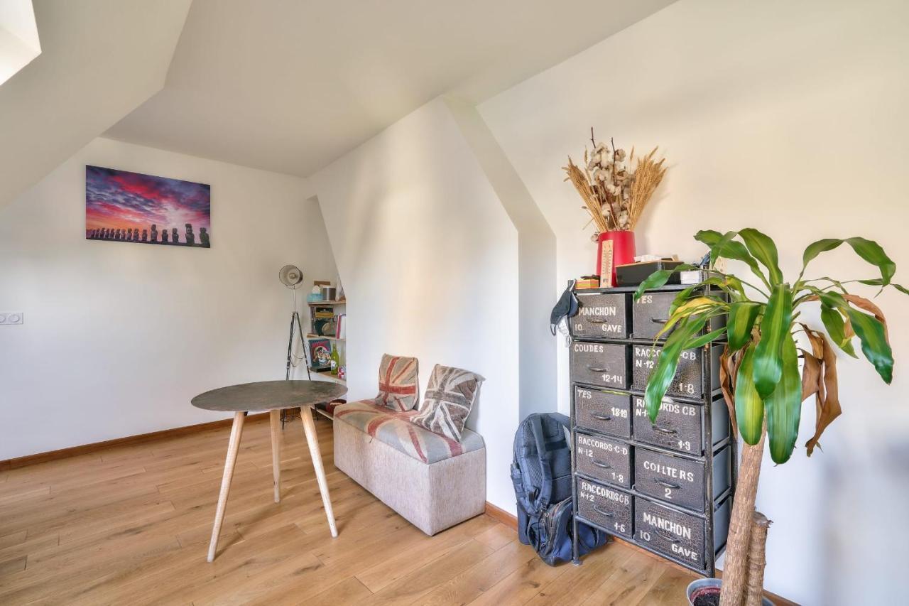 Apartment Guestready -- Rooftop Maisonette In Folie-mericout Paris