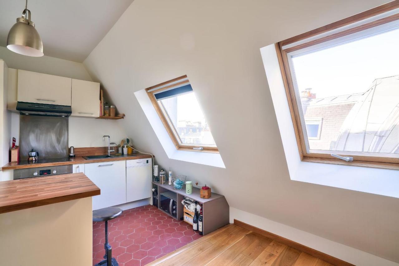 Guestready -- Rooftop Maisonette In Folie-mericout Apartment *