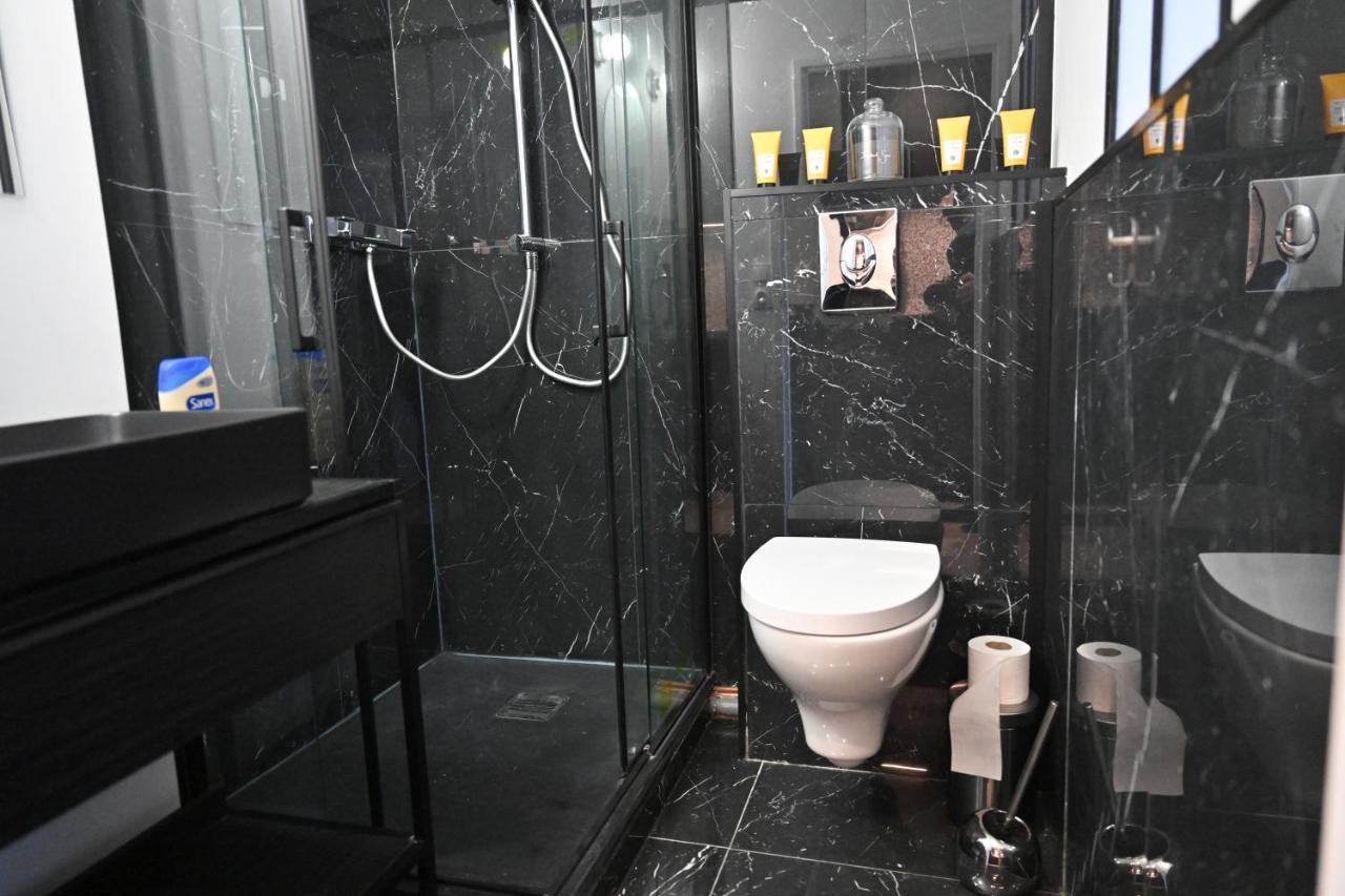 Appartement Luxury Canal St Martin&parking Paris