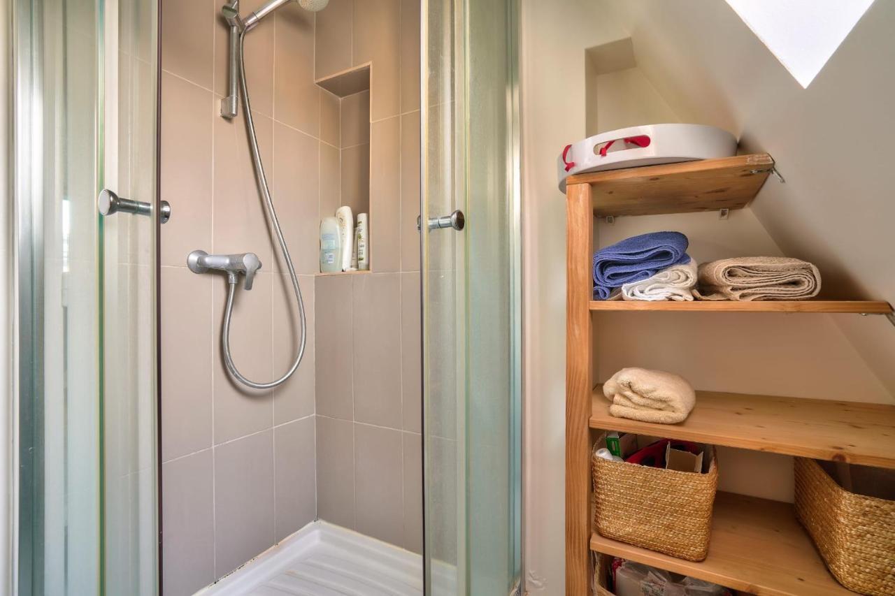 Guestready -- Rooftop Maisonette In Folie-mericout Apartment