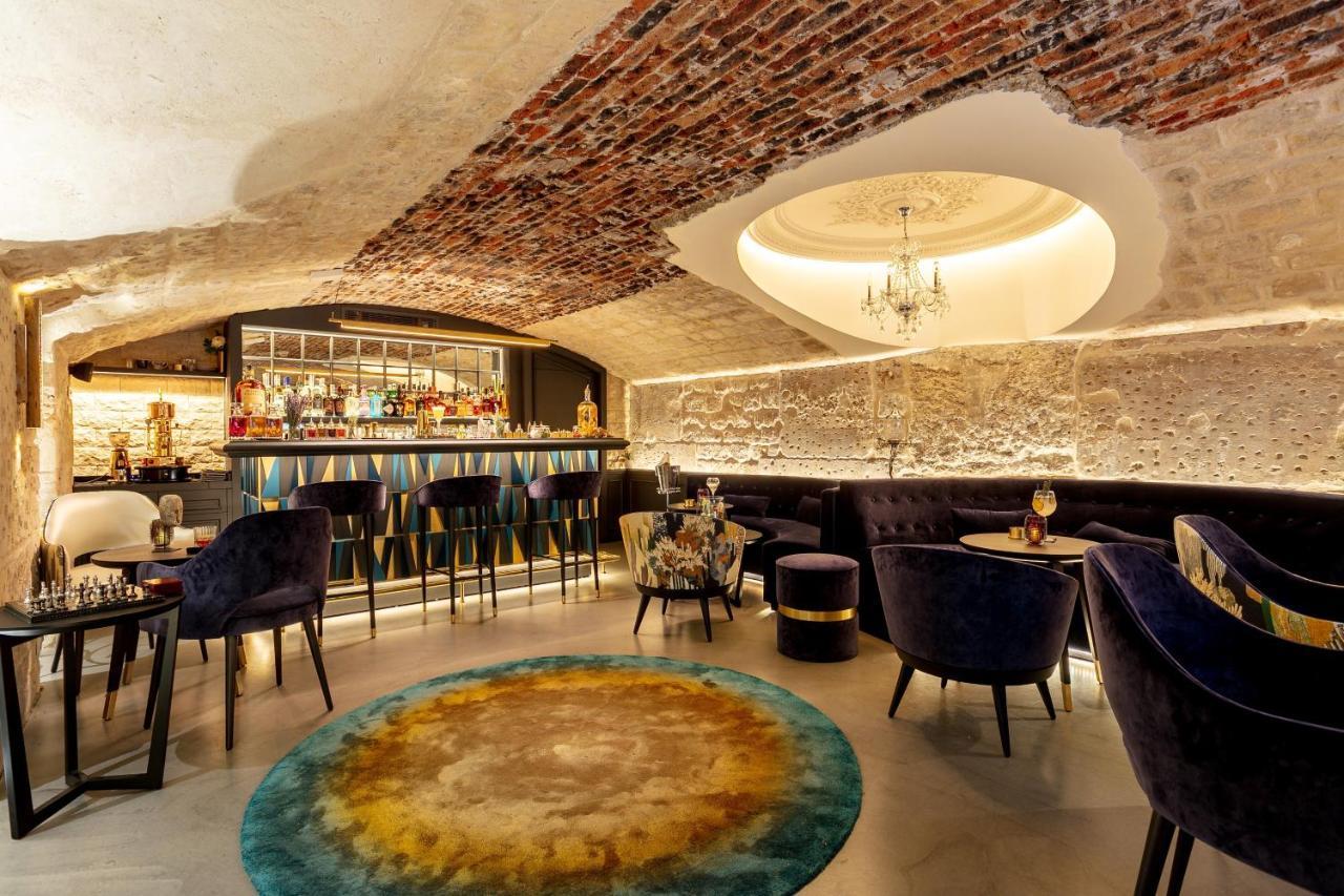 Roi De Sicile - Rivoli -- Luxury Paris