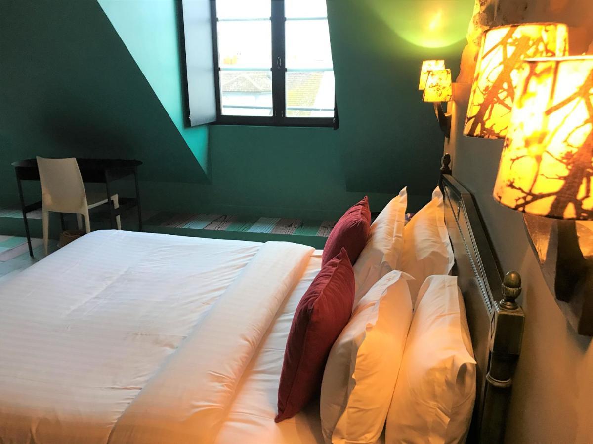 Hotel De Conde Paris