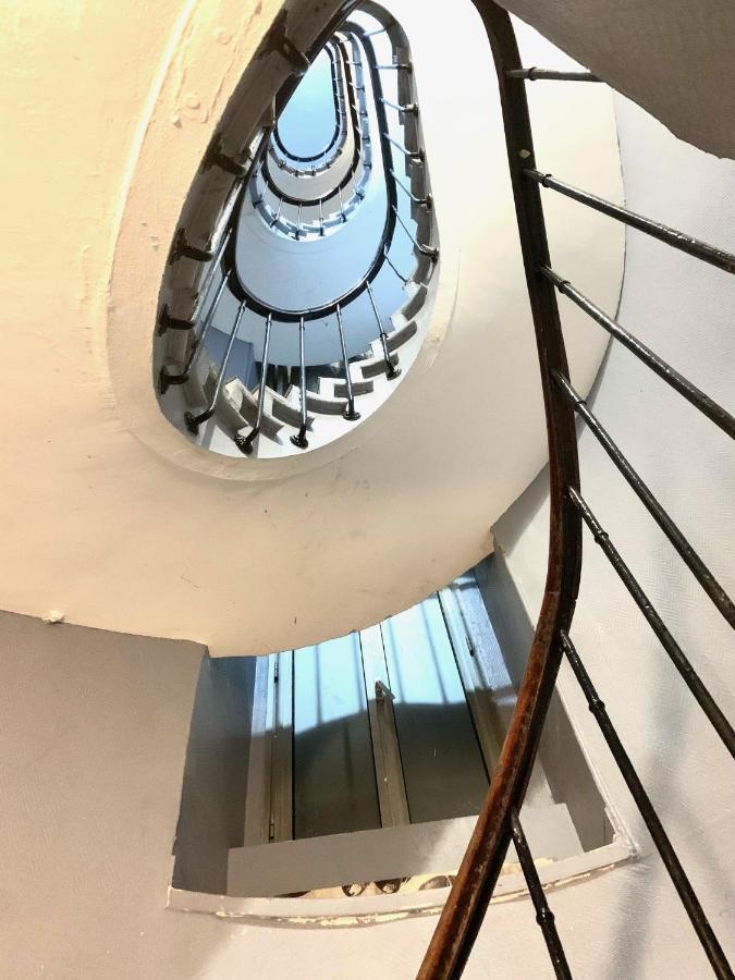 Des Andelys Paris