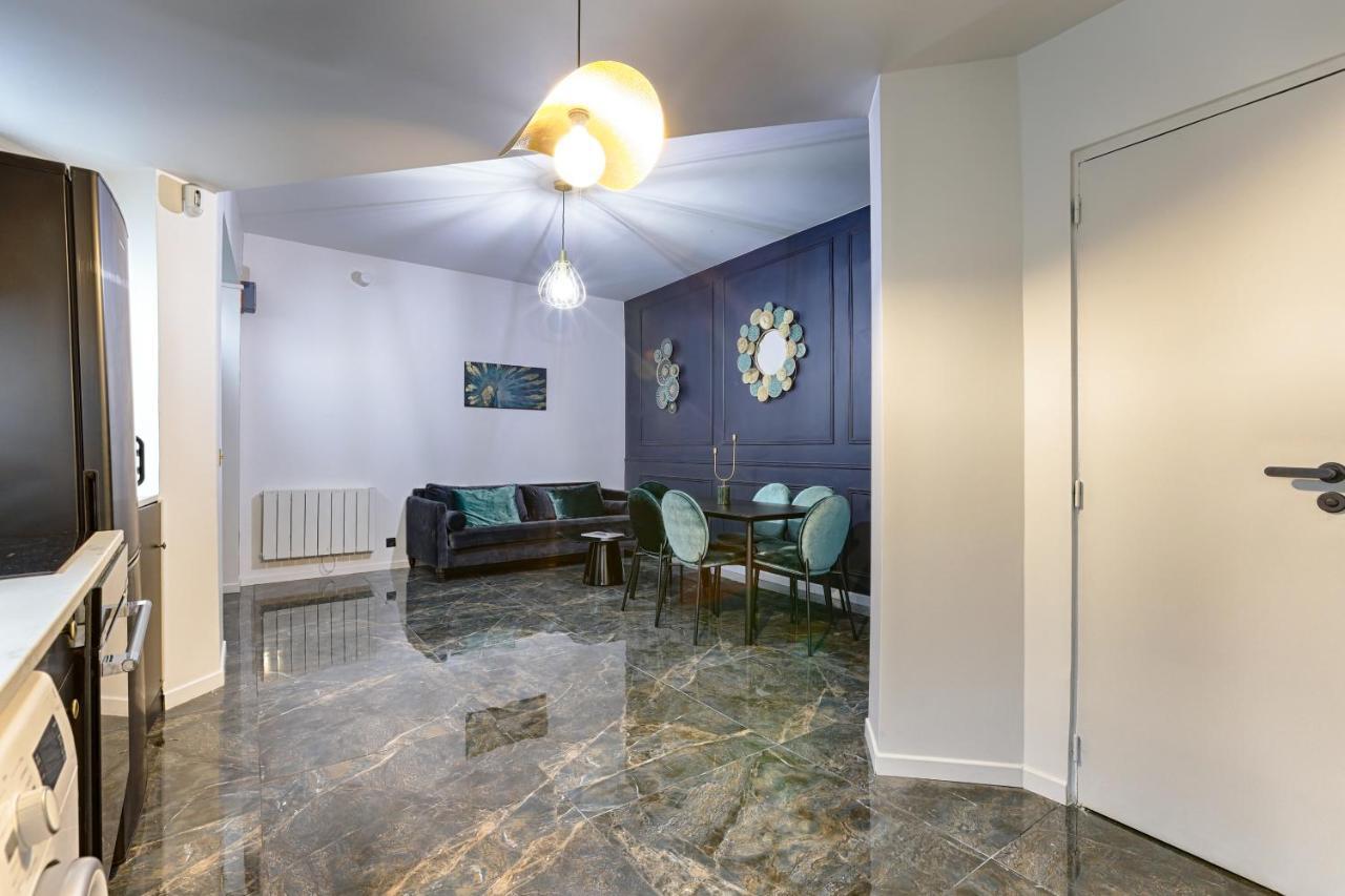 Amazing Luxury Triplex 3br/8p - Arc De Triomphe Apartment *
