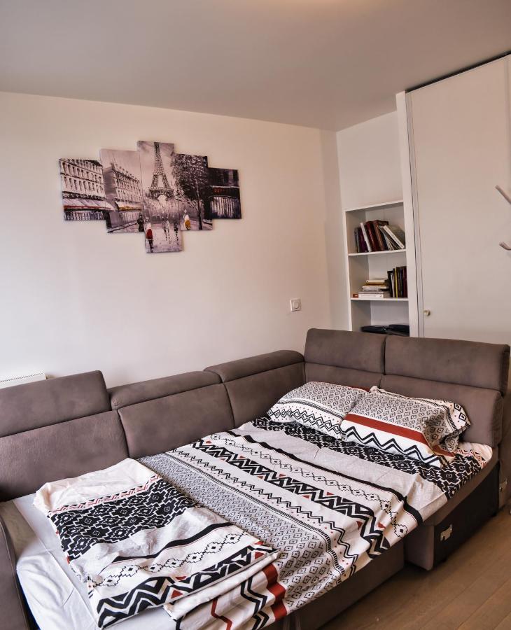 Le Super 19 Apartment
