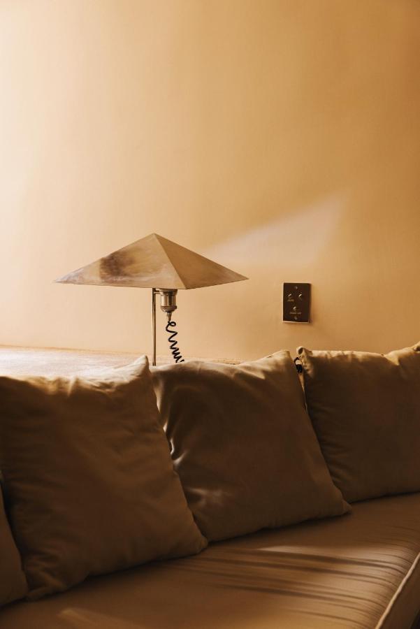 Apartment Pied A Terre Tuileries