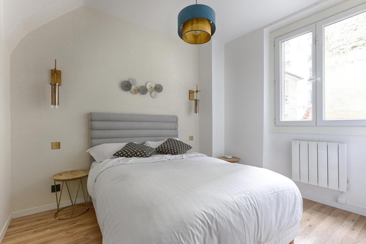Amazing Luxury Triplex 3br/8p - Arc De Triomphe Apartment
