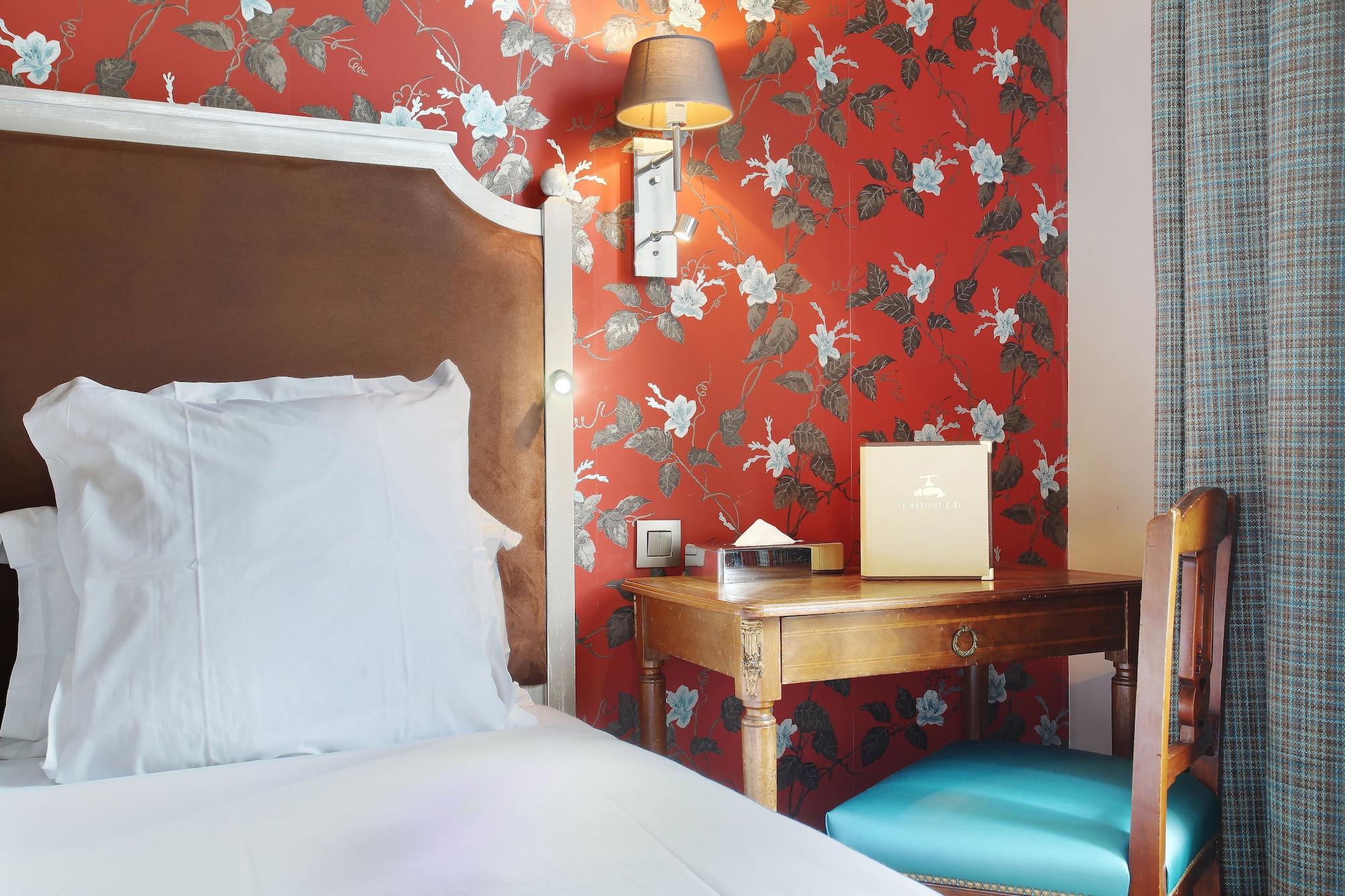 Hotel Le Robinet D'or 3*