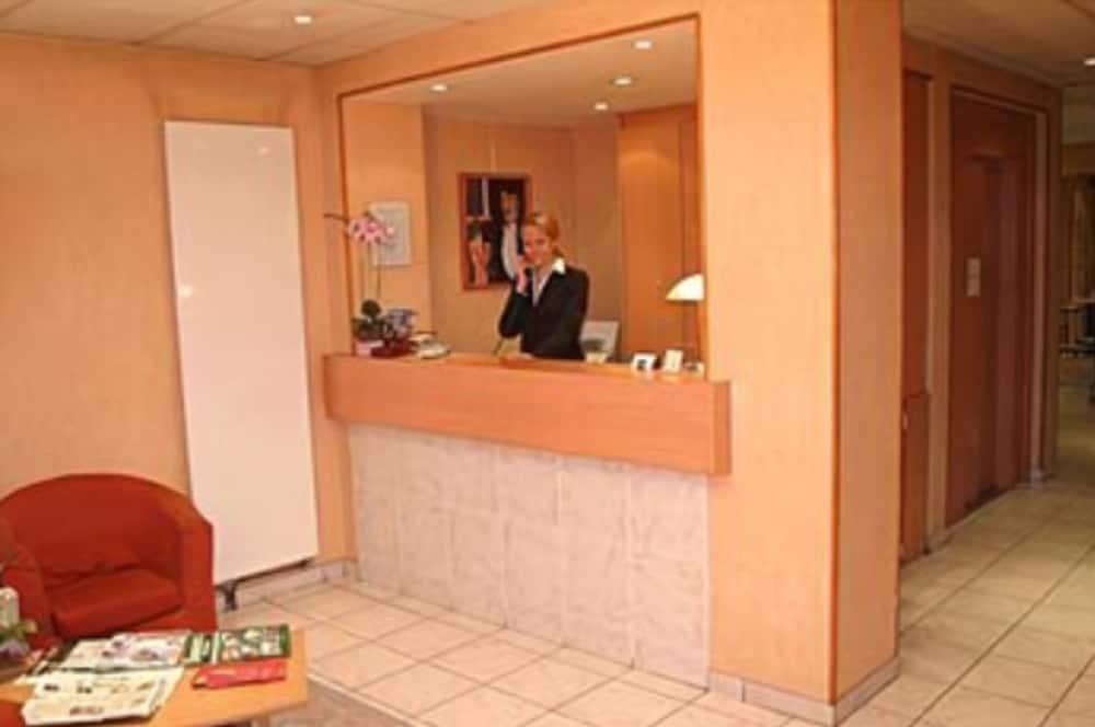 Hotel Printania Porte De Versailles