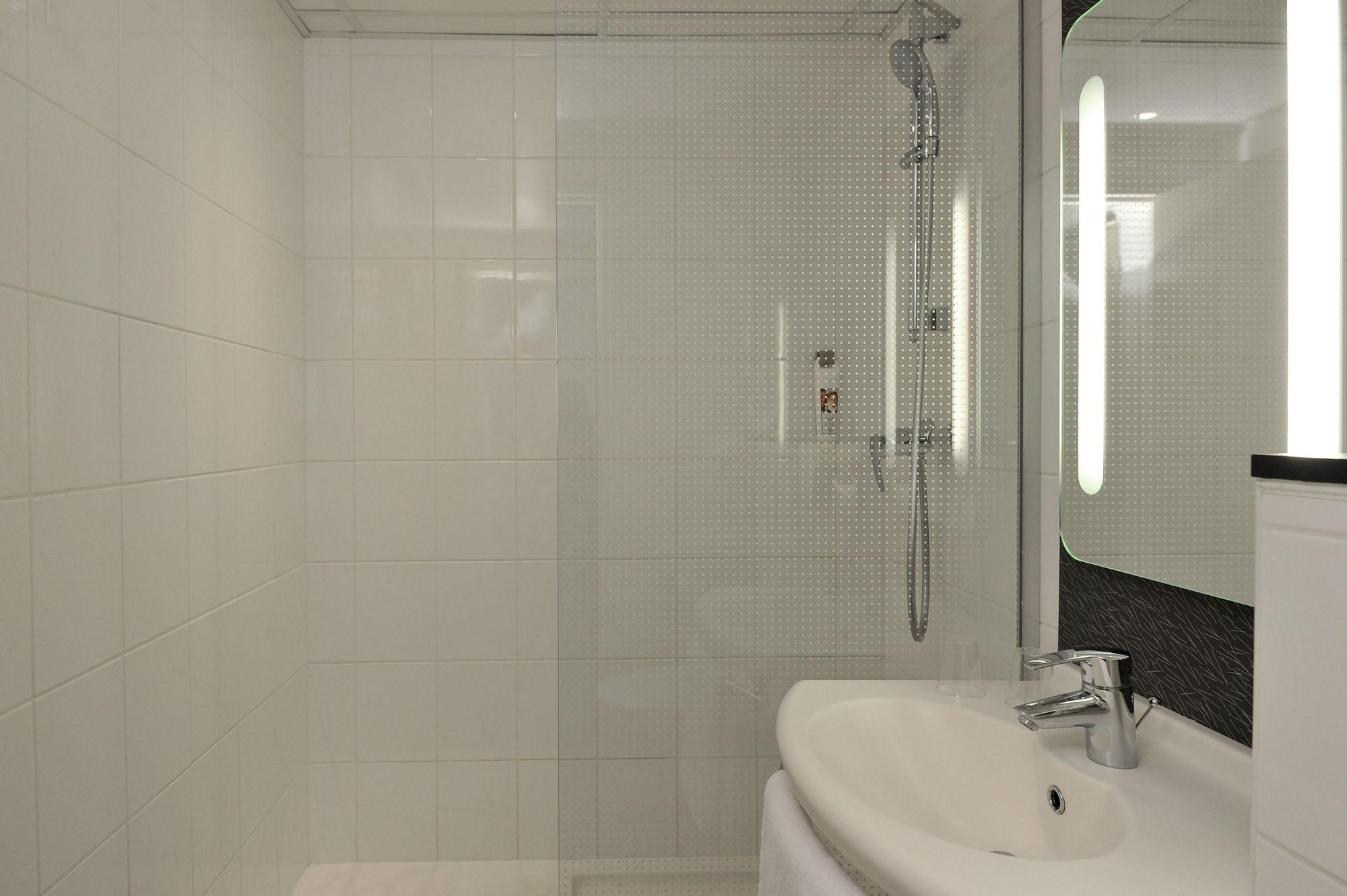 Ibis Vaugirard Porte De Versailles