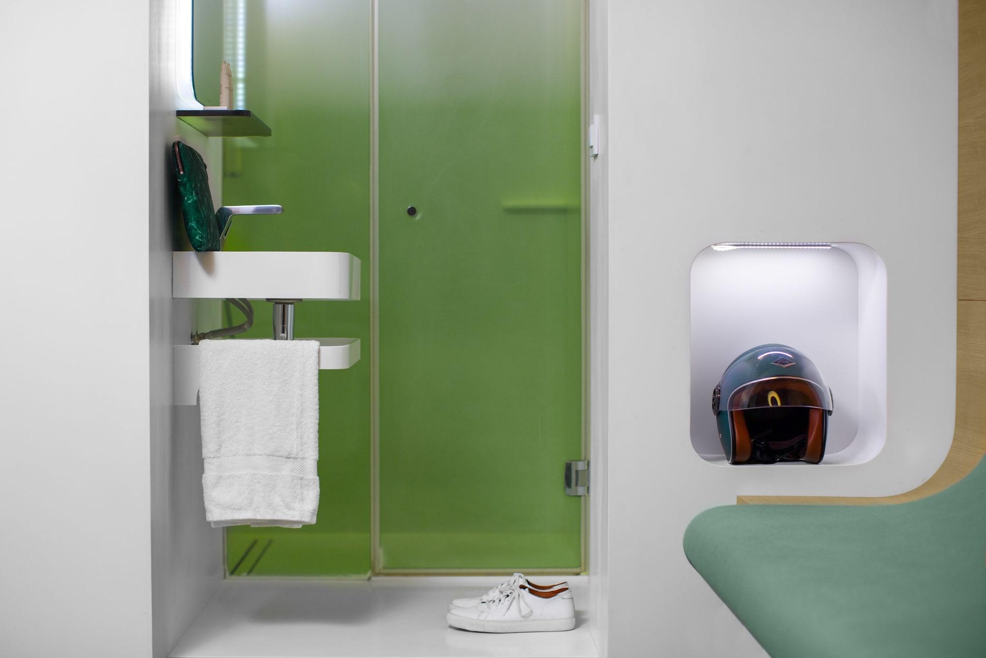 Odyssey By Elegancia Hotel 3*