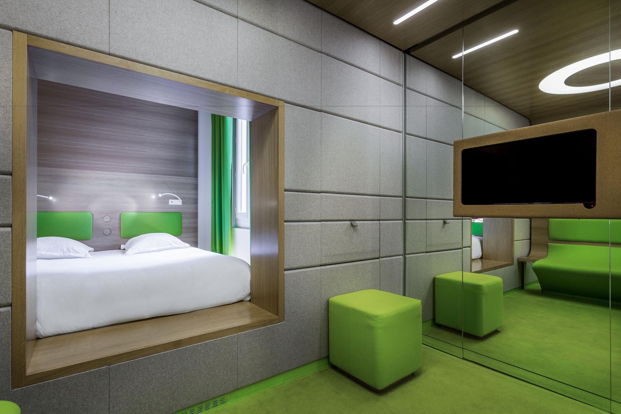 Odyssey By Elegancia Hotel 3*